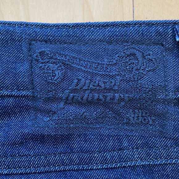 Y2K Diesel Denim Mini Skirt - Picture 5 of 10